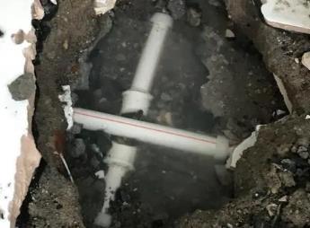 郑州市阳台漏水维修公司为您分享楼上楼下漏水怎么处理